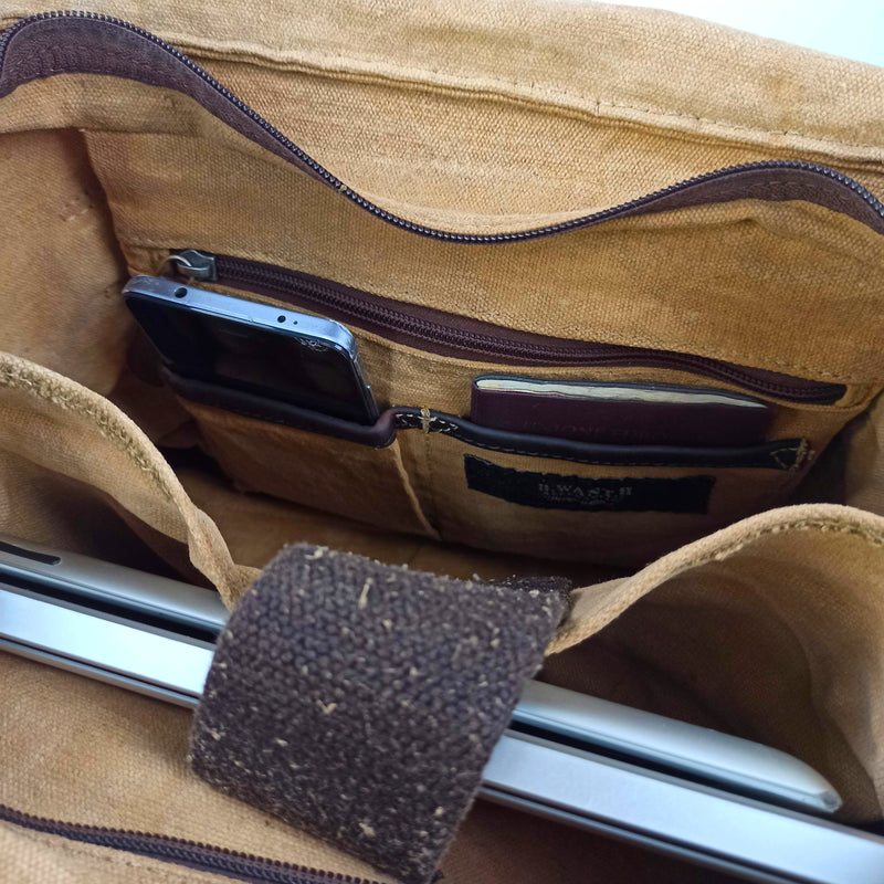 Postina Shoulder Bag with Tent Railway "Messenger / BackPack" Backpack function